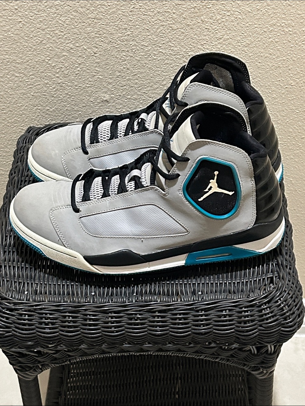 Jordan Flight Luminary ‘Matte Silver Turquoise’ 551820-009